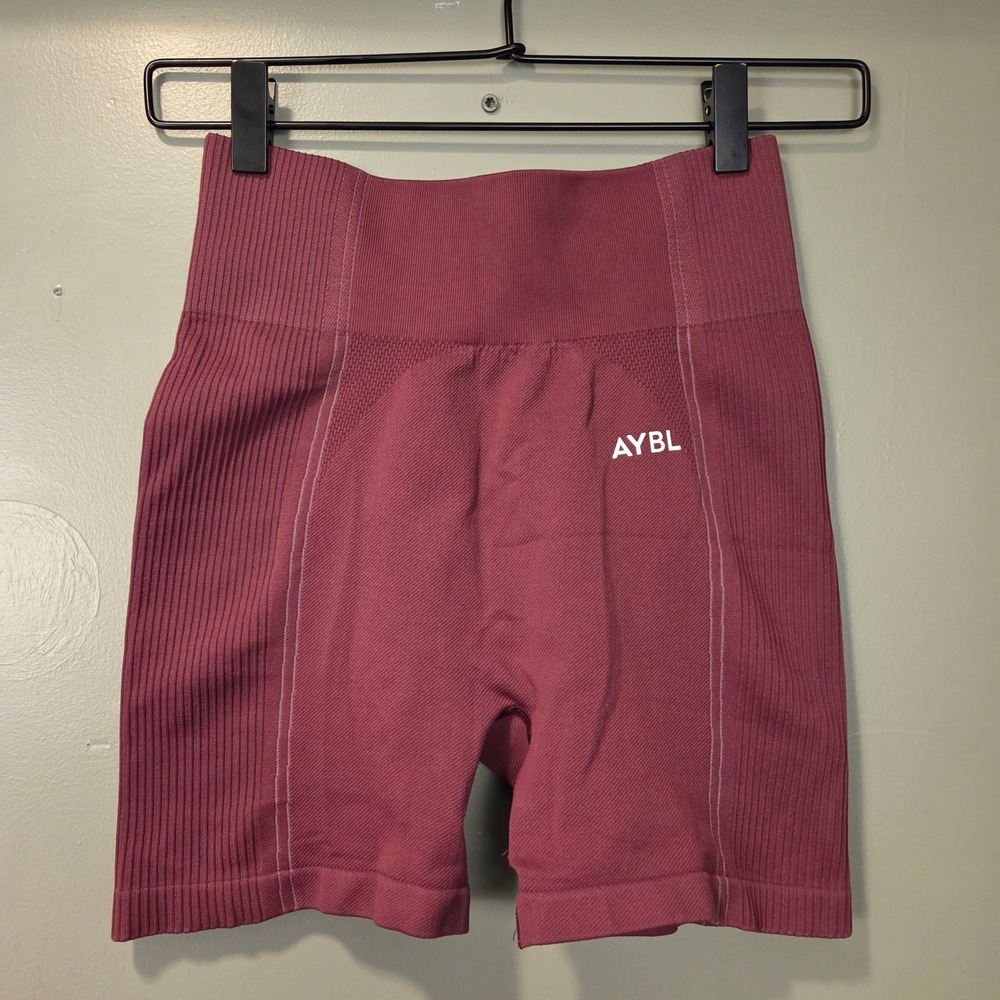 AYBL Women's Reflex Seamless Biker Shorts Size M Burgundy Gym Workout‎ Active